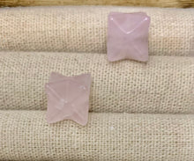 Load image into Gallery viewer, Rose Quartz