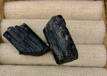 Load image into Gallery viewer, Black tourmaline
